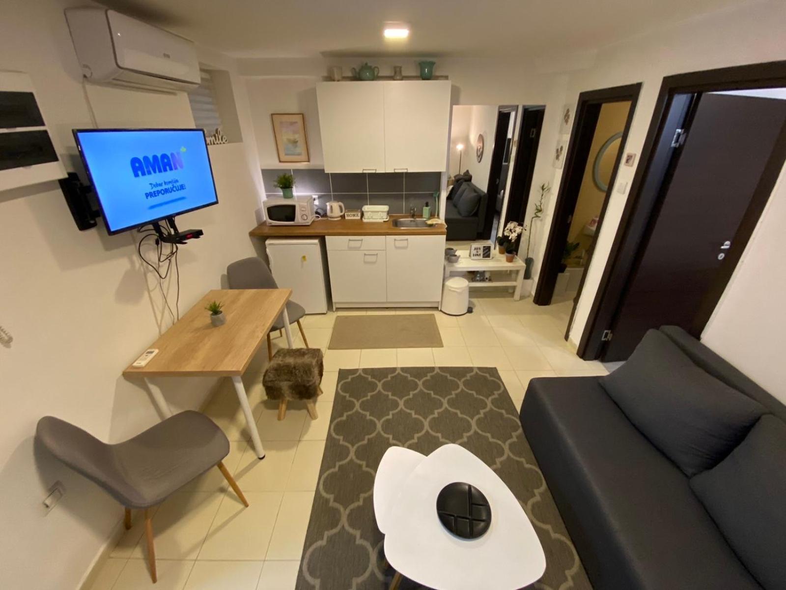 N6 Apartment ノヴィ・サド エクステリア 写真